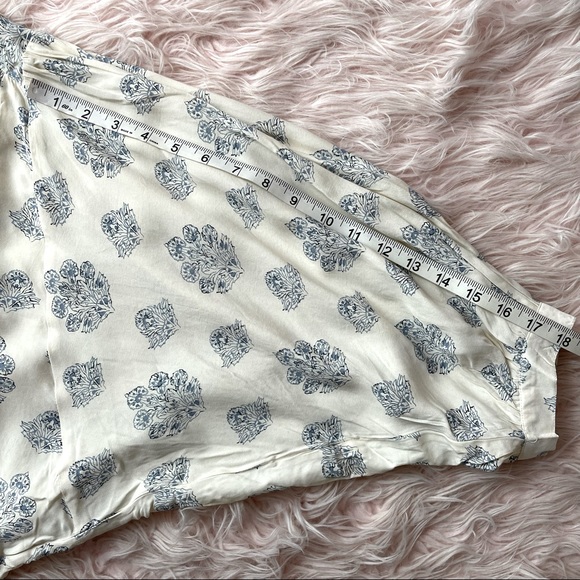 NEW - BISHOP + YOUNG Cream Pascal Dolman Sleeve Top - Size Medium - Picture 6 of 7